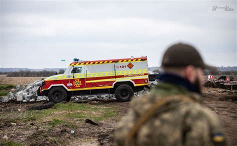 У Бучі під час весняного прибирання знайшли снаряд - Вечірній Київ