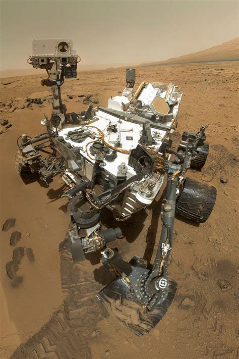 Mars Rover Curiosity Photos