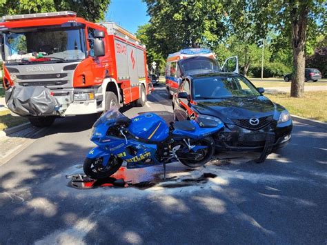 Samochodem bez prawa jazdy Kobieta wpadła podczas kolizji Piła Nasze