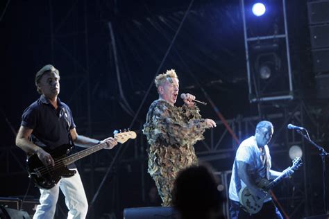 Sex Pistols To Reunite In A Bid To Save London Music Venue