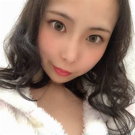 吉根ゆりあさんのインスタグラム写真 吉根ゆりあinstagram 「いつものバスローブのかわりに撮影会の休憩中に着ていた部屋着をi˙꒳ ˙ 吉根ゆりあ Av女優 撮影会よろしく