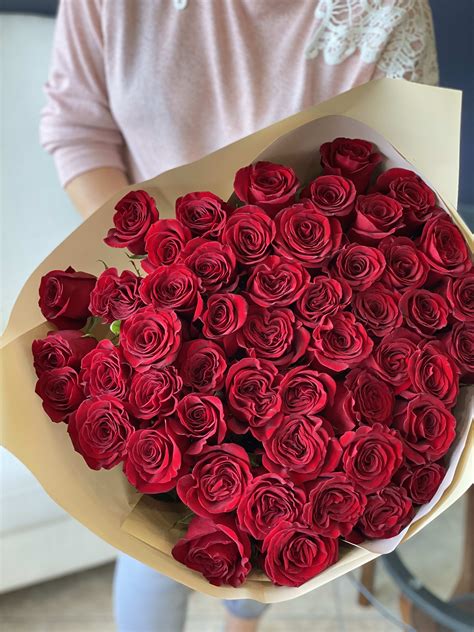 50 Red Roses Hand Crafted Bouquet In Miami Beach Fl Luxury Flowers Miami