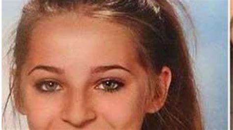 Isis Teenage Poster Girl Samra Kesinovic Beaten To Death As She