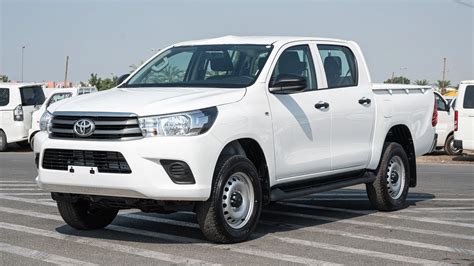 TOYOTA HILUX 2023 (LHD) - Premium Cars by Kobe Motor