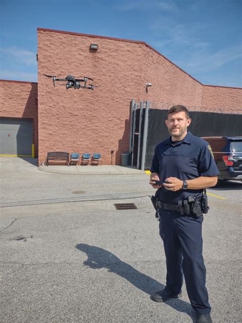 Drone helps Roane County TN deputies catch man running from courthouse