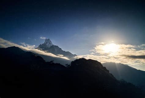 Premium Photo | Himalayas at night starry sky