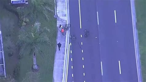 3 Bicyclists Struck On Miramar Parkway Wsvn 7news Miami News