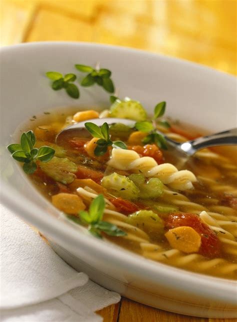 Nudelsuppe Mit Gem Se Und Linsen Rezept Eat Smarter