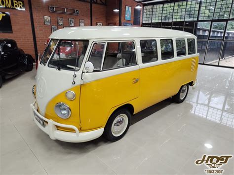 Kombi Corujinha