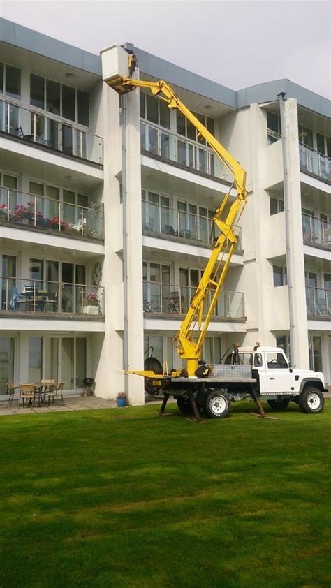 CHERRY PICKER HIRE WITH OPERATOR - Isle Of Wight - Expired | Wightbay