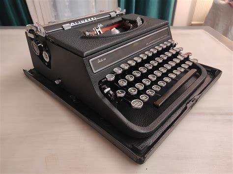 Macchina Da Scrivere Typewriter OLIVETTI STUDIO 42 Nera Etsy