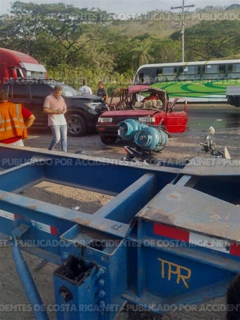 Imagenes Fuerte Colision En Ruta Un Paciente Grave Somosacrnet