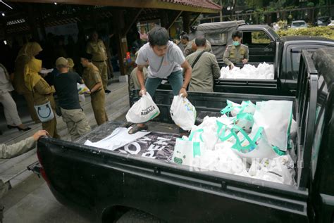 Bantuan Sembako Kota Bandung Berbagi Menyambut Hut Ke Kota Bandung