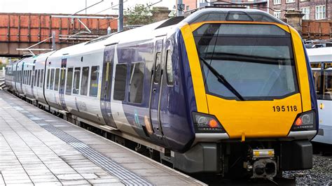 northern  set  summer timetable change  month rail uk