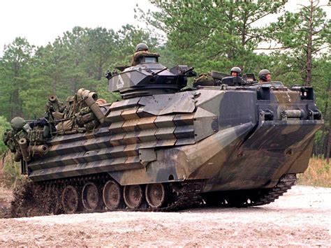 Assault Amphibious Vehicle Expeditionary Fighting Vehicle Efv Advanced Amphibious Assault