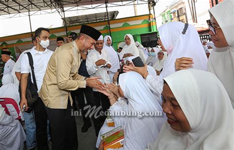 Tepung Tawari Calhaj Iphi Kota Medan Musa Rajekshah Harus Sabar Dan