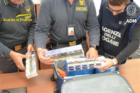 Abruzzo Aeroporto Di Pescara Operazione Gdf E Adm Sequestrati 25 Kg