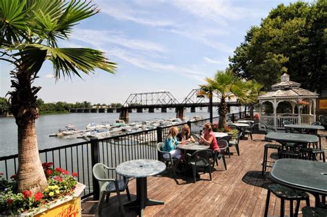 Waterfront Dining Along the Susquehanna River in Wormleysburg