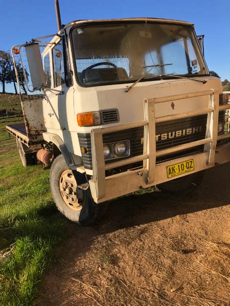 Lot Mitsubishi Tray Truck Auctionsplus