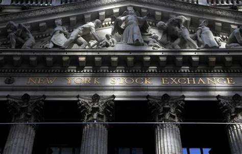Nasdaq Slips Ahead of Nvidia Earnings - WSJ