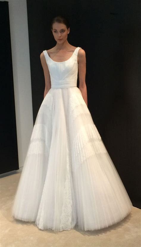 Bridal Runway Shows New Wedding Dresses From Top Bridal Designers