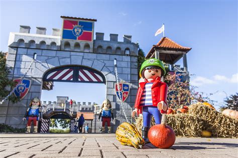 Playmobil Funpark Bilder : Playmobil Funpark Zirndorf Playmobilland Biergarten Wintersaison ...