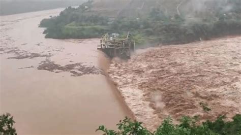 Barragem Se Rompe No Rio Grande Do Sul