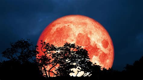 Lua Vermelha Significado Espiritual - O que é a Lua Vermelha e como ela pode influenciar suas emoções em 2025