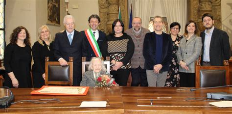 Onorificenza A Mina Gregori Galimberti Il 600 Secolo Straordinario