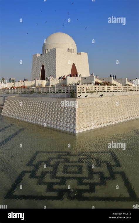 Tomb of Muhammad Ali Jinnah, Karachi, Pakistan Stock Photo - Alamy