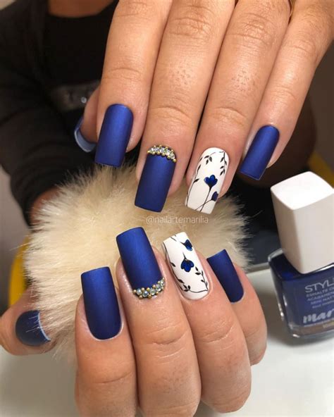 Unhas Decoradas em Azul mais de 24 fotos para inspiração