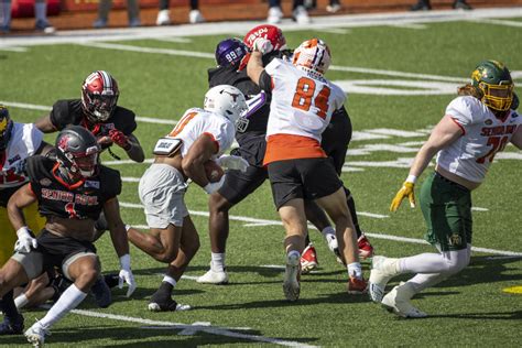 Texas Longhorns Rb Roschon Johnsons Senior Bowl Cut Short Due To