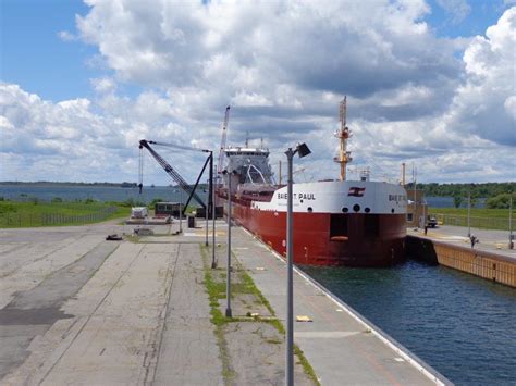 Travels Without Charley: Enjoying Steinbeck's America: 8/4 Eisenhower Locks St. Lawrence Seaway, NY