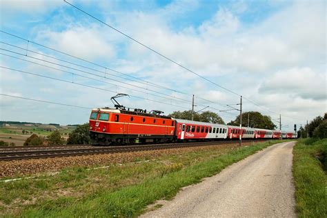 Schiebt Den R Nach Wien Westbahnhof Neulengbach Am