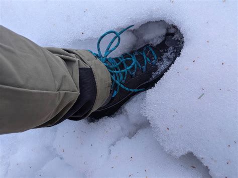 Best Winter Hiking Boots of 2024, Tested and Reviewed | Outdoor Life