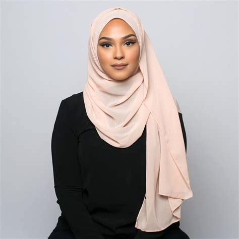 Pin On Hijabs And Abaya