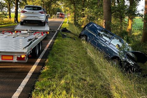 Vw Fahrer F Hrt In Gegenverkehr Und Verursacht Schweren Unfall