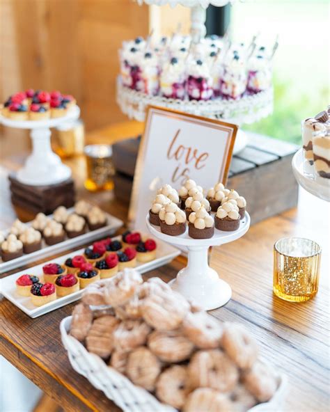 dessert table for wedding ideas 3