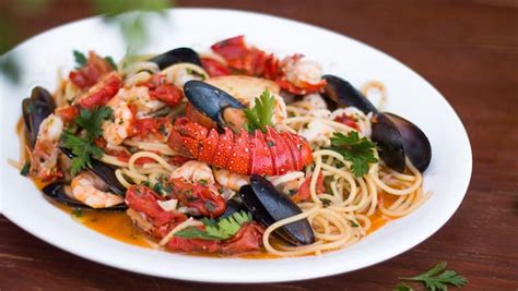 10 Best Seafood Restaurants in Houston, TX