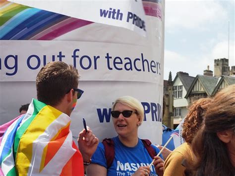 Oxford Pride 2018 Love Is Love Oxfordshire Nasuwt Flickr