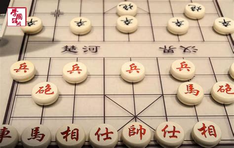 象棋盘上的“楚河汉界”具体指的是什么地方？