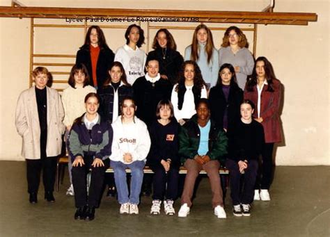 Photo de classe 1er BEP Secrétariat de 1999 Lycée Paul Doumer