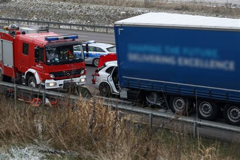 Tragiczny Wypadek Na Trasie S Nie Yje Dzia Acz Psl