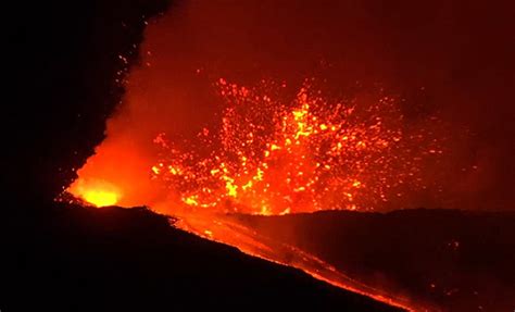 Spectacular eruptions from Mount Etna light up night sky