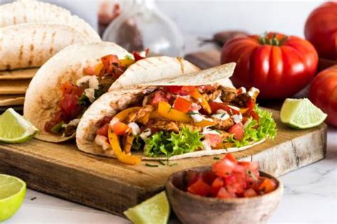 Fajitas Au Poulet Aux Poivrons Et Au Fromage Recette Fooby Ch