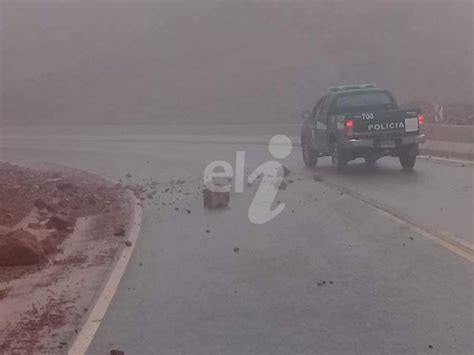 Por la lluvia piden transitar con precaución en la Cuesta de Miranda