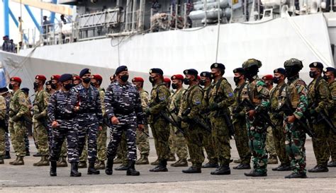 Tni Angkatan Laut Pamer Kekuatan