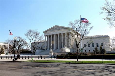 The Architecture of the U.S. Supreme Court
