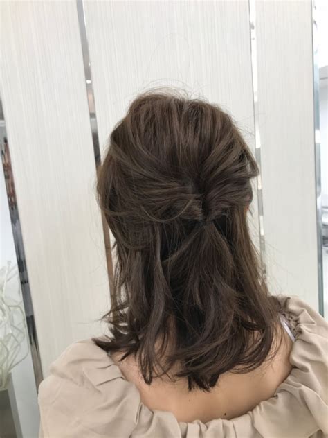 夏に大活躍！ねじるだけの簡単ハーフアップアレンジ [ヘアアレンジ] All About