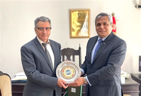 The Executive Director Comsats Calls On The Ambassador Of The Republic